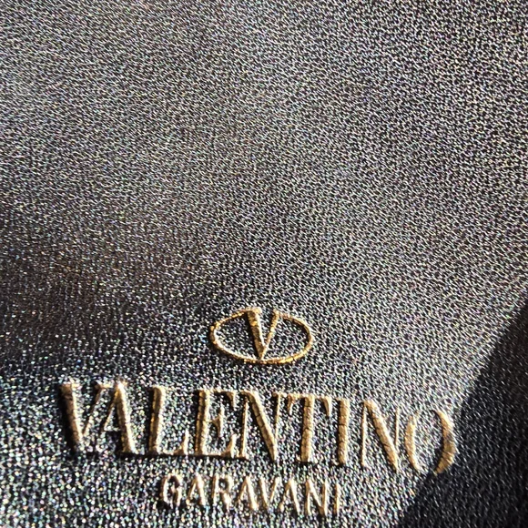 Valentino Garavani VINTAGE SATCHEL Black Leather Bag - Picture 7 of 16